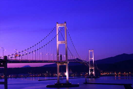 海から夜景を楽しむ【夜景クルーズ】