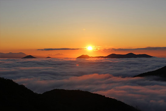 北海道だからこその絶景を。トマムの【雲海テラス】