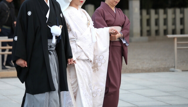 北海道神宮で結婚式を挙げたいカップル必見！費用や予約方法などまとめて紹介